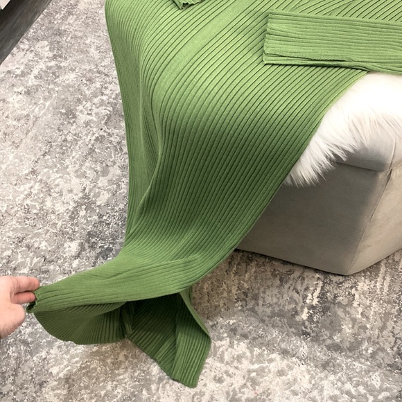 Ribbed Long Sleeve V Neck Sweater Dress With Side Slit Green Sz Large NEW! FIRM! - Picture 6 of 7